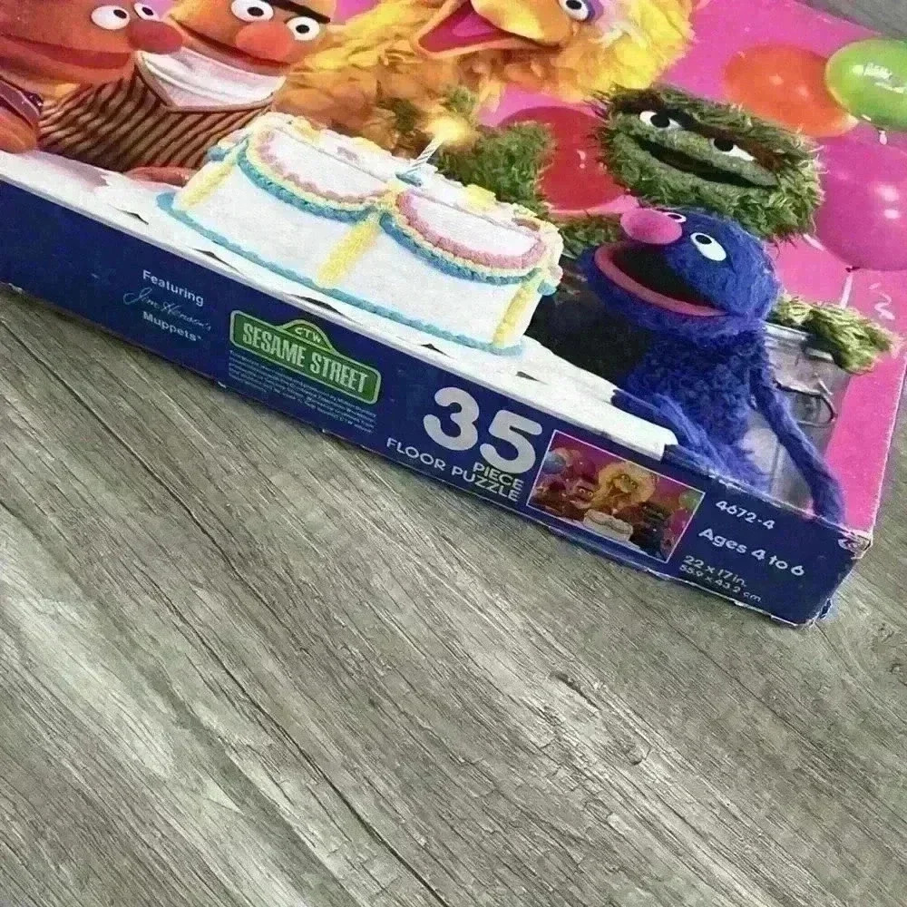 🧩 💚 3/$15 Sesame Street Muppets 35 Piece Puzzle from 1985 - Picture 2 of 3